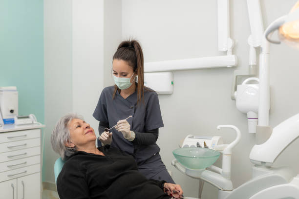 Best Weekend Emergency Dentist in Bidwell, OH